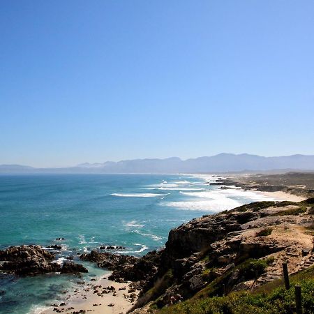 Sea Star Cliff Villa Gansbaai Exteriör bild